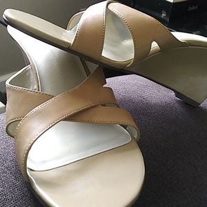 Camel leather sandals